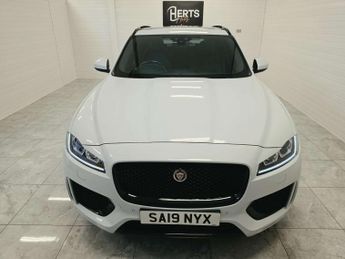 JAGUAR F-PACE 2.0 F-PACE Chequered Flag AWD D Auto 4WD 5dr