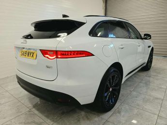 JAGUAR F-PACE 2.0 F-PACE Chequered Flag AWD D Auto 4WD 5dr