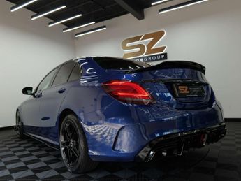 Mercedes-Benz C-CLASS 2.0 C 220 AMG Line D Auto 4dr