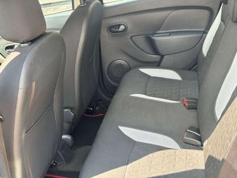 DACIA SANDERO 1.5 Sandero Stepway Laureate dCi 5dr