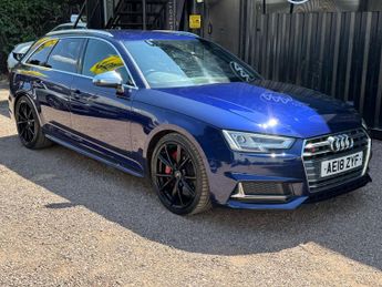 AUDI S4 3.0 S4 TFSI Quattro Auto 4WD 5dr