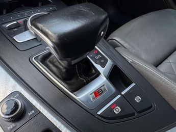 AUDI S4 3.0 S4 TFSI Quattro Auto 4WD 5dr