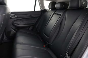 MG MG5 52.5kWh Exclusive Estate 5dr Electric Auto (156 ps)