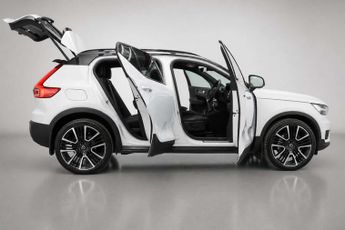 VOLVO XC40 1.5h T5 Twin Engine Recharge 10.7kWh R-Design Pro SUV 5dr Petrol