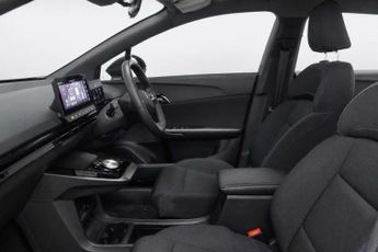 MG MG4 64kWh SE Long Range Hatchback 5dr Electric Auto (203 ps)
