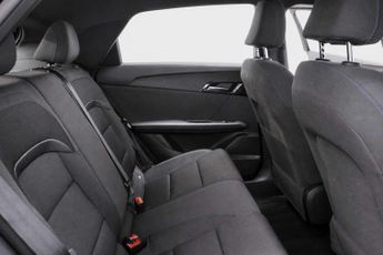 MG MG4 64kWh SE Long Range Hatchback 5dr Electric Auto (203 ps)