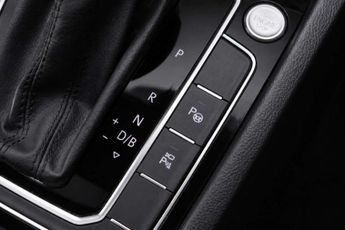 VOLKSWAGEN PASSAT 1.4 TSI 13kWh GTE Advance Estate 5dr Petrol Plug-in Hybrid DSG E