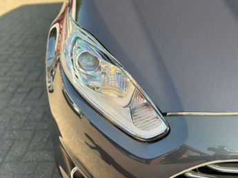 FORD FIESTA 1.6 Fiesta Zetec Auto 5dr