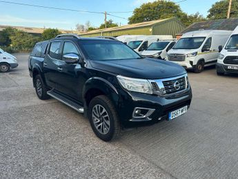 NISSAN NAVARA 2.3 dCi Tekna Pickup Double Cab 4dr Diesel Manual 4WD Euro 6 (s/