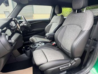 MINI HATCH Cooper S Electric Level 2 3dr - NATIONAL DELIVERY*