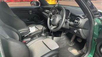 MINI HATCH Cooper S Electric Level 2 3dr - NATIONAL DELIVERY*