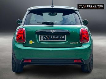 MINI HATCH Cooper S Electric Level 2 3dr - NATIONAL DELIVERY*