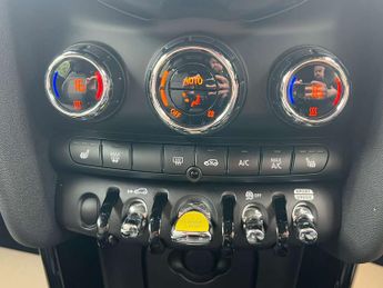 MINI HATCH Cooper S Electric Level 2 3dr - NATIONAL DELIVERY*