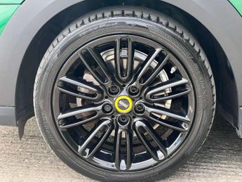 MINI HATCH Cooper S Electric Level 2 3dr - NATIONAL DELIVERY*