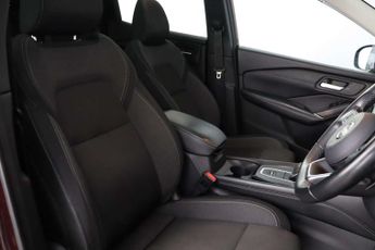 Nissan Qashqai 1.3 DIG-T MHEV N-Connecta SUV 5dr Petrol Hybrid XTRON Euro 6 (s/