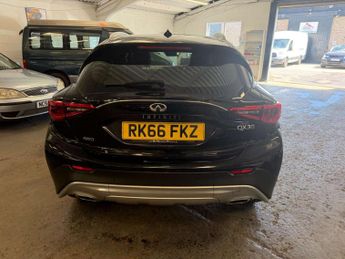 Infiniti QX30 2.2d Premium DCT AWD Euro 6 (s/s) 5dr
