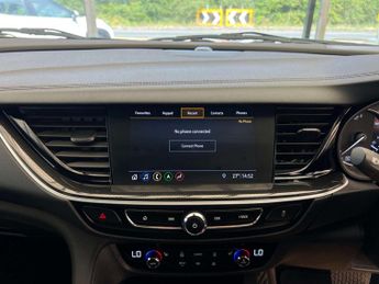 VAUXHALL INSIGNIA 1.5 Insignia Design Turbo D Auto 5dr