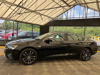 VAUXHALL INSIGNIA 1.5 Insignia Design Turbo D Auto 5dr