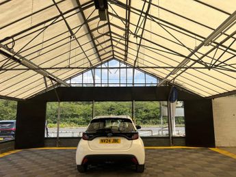 TOYOTA YARIS 1.5 Yaris Icon HEV CVT 5dr