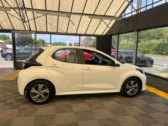 TOYOTA YARIS 1.5 Yaris Icon HEV CVT 5dr