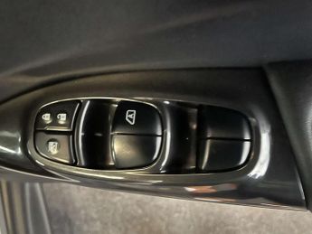 NISSAN JUKE 1.6 Juke Tekna CVT 5dr