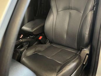 NISSAN JUKE 1.6 Juke Tekna CVT 5dr
