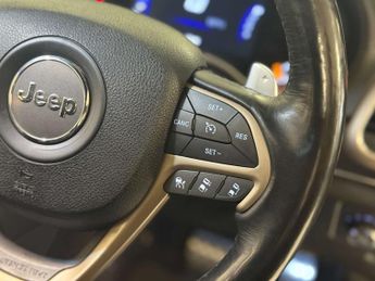 JEEP GRAND CHEROKEE 3.0 Grand Cherokee Summit CRD Auto 4WD 5dr
