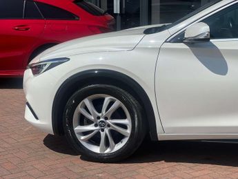 Infiniti Q30 1.5 Q30 Premium D 5dr