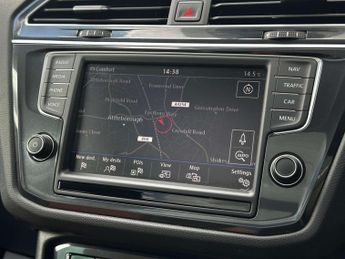 Volkswagen TIGUAN 2.0 Tiguan SEL TDI BlueMotion Technology 4Motion Semi-Auto 4WD 5