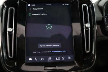 Volvo XC40 Recharge Twin 82kWh Ultimate SUV 5dr Electric Auto AWD (408 ps)