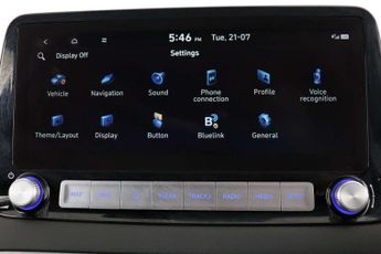 Hyundai KONA 64kWh Premium SUV 5dr Electric Auto (10.5kW Charger) (204 ps)