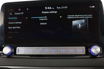 Hyundai KONA 64kWh Premium SUV 5dr Electric Auto (10.5kW Charger) (204 ps)