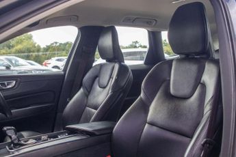 VOLVO XC60 2.0 D4 Momentum SUV 5dr Diesel Auto AWD Euro 6 (s/s) (190 ps)