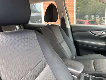 NISSAN X-TRAIL 1.3 X-Trail Visia DiG-T Semi-Auto 5dr