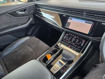 Audi Q8 3.0 TDI V6 50 S line SUV 5dr Diesel Tiptronic quattro Euro 6 (s/