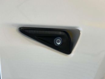 TESLA MODEL 3 Model 3 Standard Range + 4dr