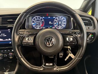 Volkswagen GOLF 2.0 Golf R TSi Semi-Auto 4WD 5dr