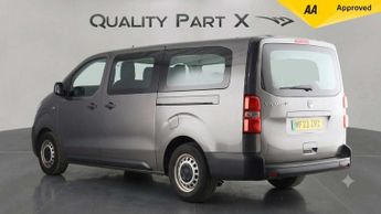 Vauxhall Vivaro Life Electric 50kWh Combi MPV 5dr Electric Auto LWB (9 Seat, 7.4kW Charger) (1