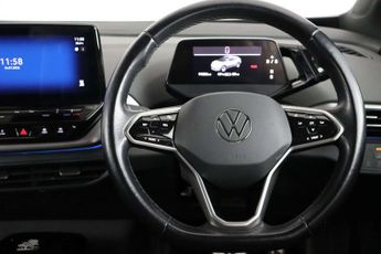 Volkswagen ID.4 Pure 52kWh Life SUV 5dr Electric Auto (148 ps)