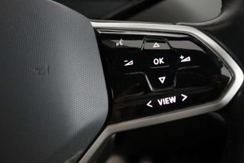 Volkswagen ID.4 Pure 52kWh Life SUV 5dr Electric Auto (148 ps)