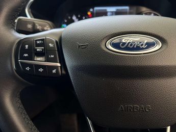 FORD KUGA 2.5 Kuga Titanium First Edition PHEV CVT 5dr