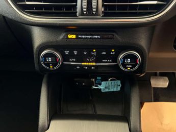FORD KUGA 2.5 Kuga Titanium First Edition PHEV CVT 5dr