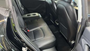 TESLA MODEL 3 Model 3 Standard Range + 4dr