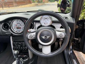 MINI CONVERTIBLE 1.6 Cooper S Auto 2dr