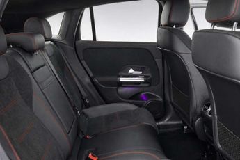 MERCEDES-BENZ EQA EQA 350 66.5kWh AMG Line SUV 5dr Electric Auto 4MATIC (292 ps)