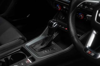 AUDI Q3 1.5 Q3 Sportback 35 TFSI MHEV S Line Semi-Auto 5dr