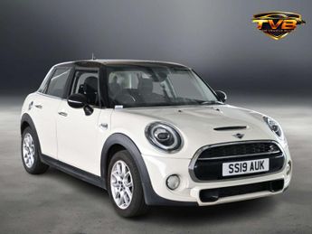 MINI Hatch 2.0 Cooper S Classic 5dr - NATIONAL DELIVERY*