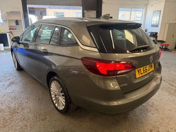 Vauxhall Astra 1.6 CDTi Elite Nav Sports Tourer 5dr Diesel Auto Euro 6 (136 ps)