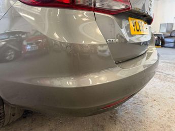 Vauxhall Astra 1.6 CDTi Elite Nav Sports Tourer 5dr Diesel Auto Euro 6 (136 ps)