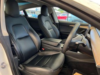 TESLA MODEL 3 Model 3 RWD 4dr